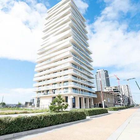 Apartment Luxurious New With Stunning Views Ostend