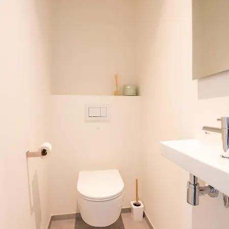 Luxurious New With Stunning Views * Ostend