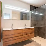 Appartamento Luxurious New With Stunning Views